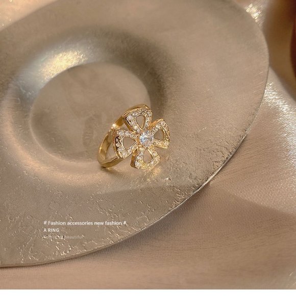 Clover ring - Picture 4 of 7